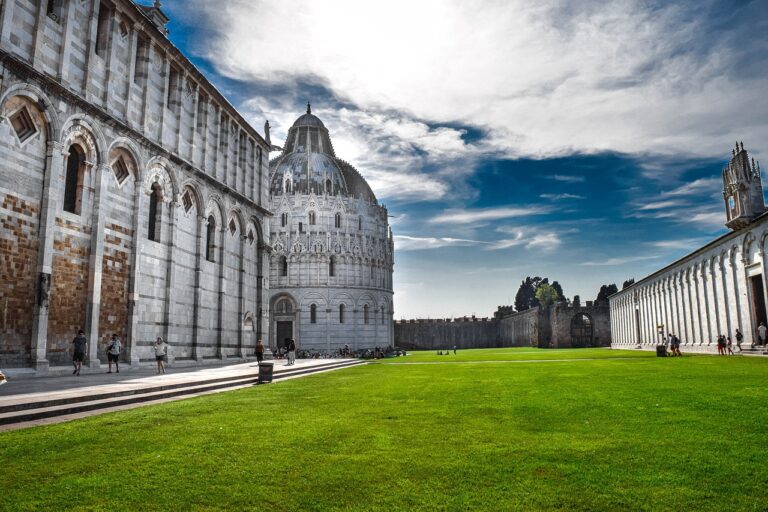 Why was the Leaning Tower of Pisa built